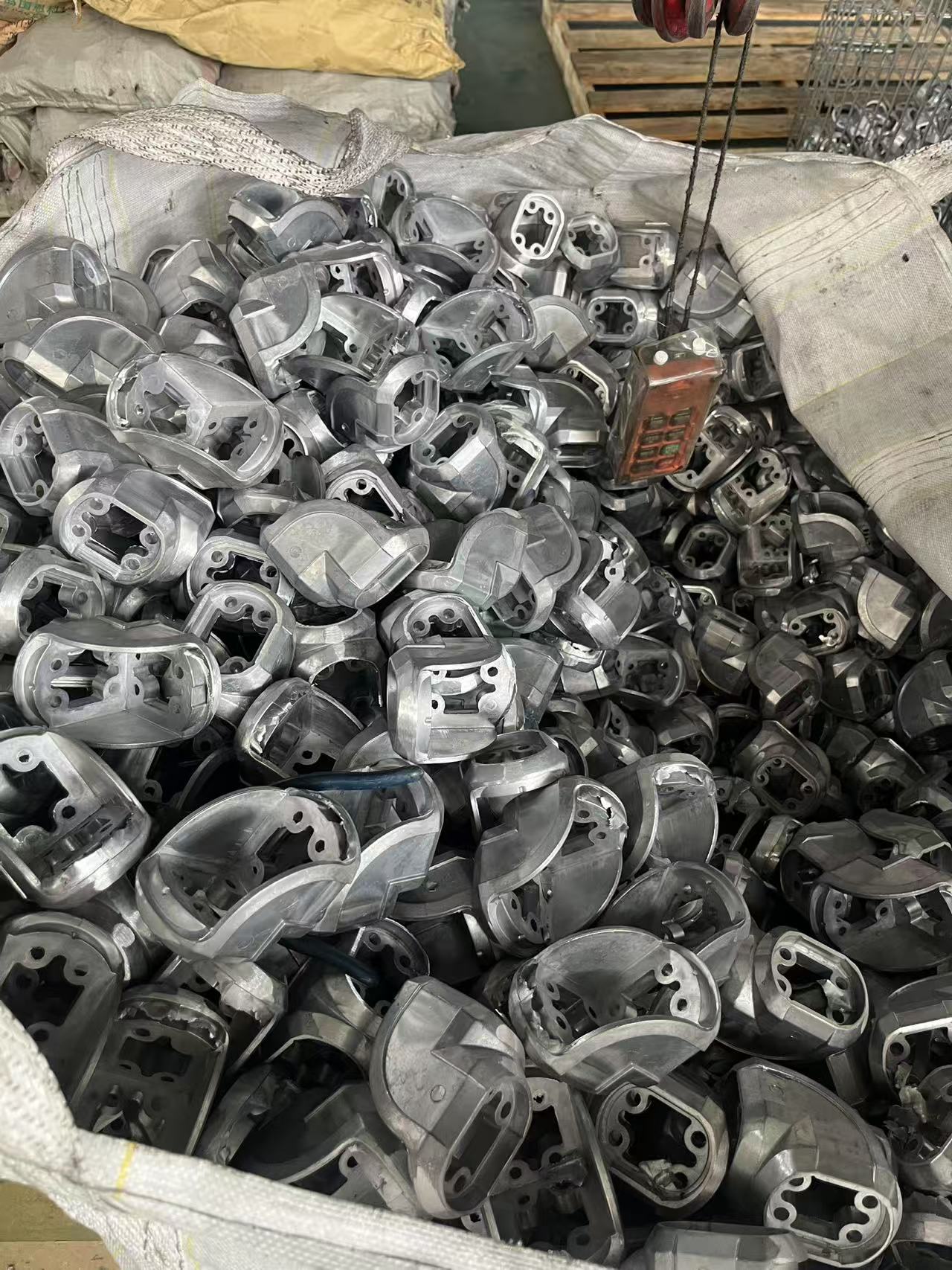 Support arm system and Leveling caster production site